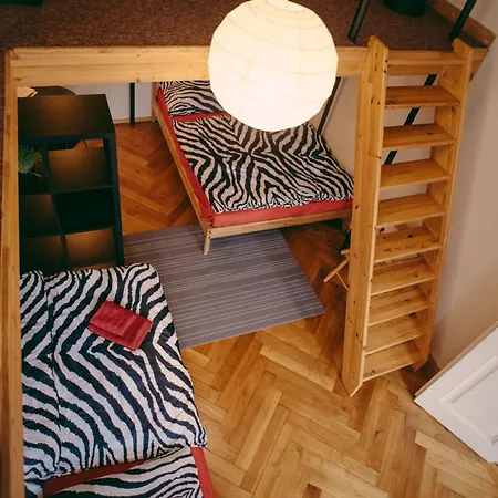 Apartment Hybernska 22