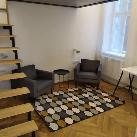 Apartament Hybernska 22